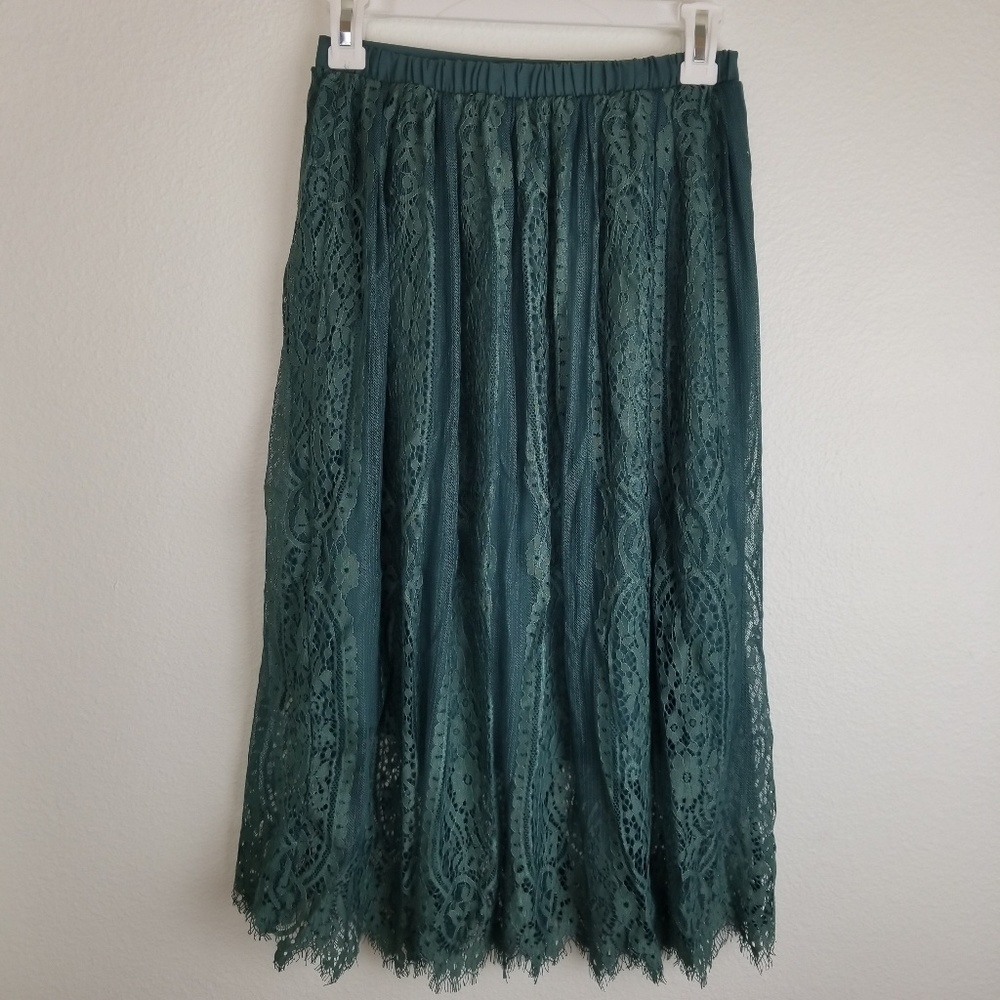 Xhilaration skirt (Juniors)
